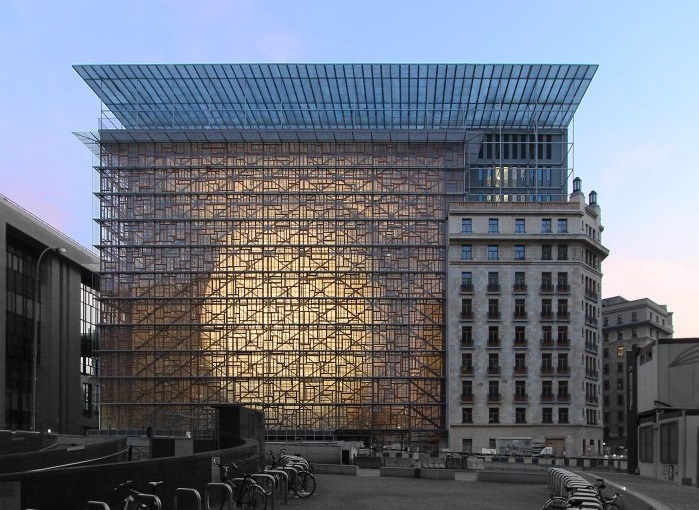 Europa Building